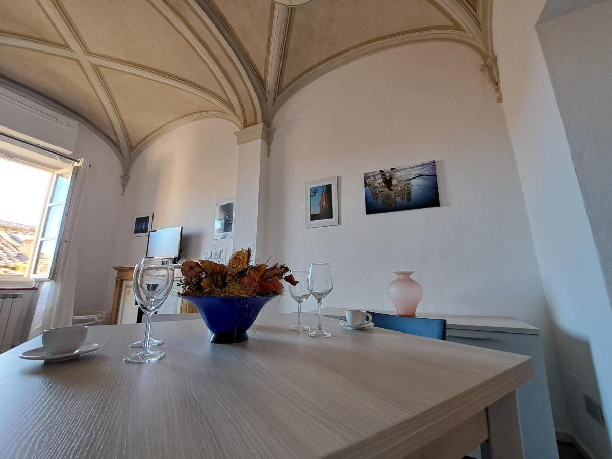 Alloggio Ristrutturato A 50 Metri Da Piazza Del Campo Siena Luaran gambar